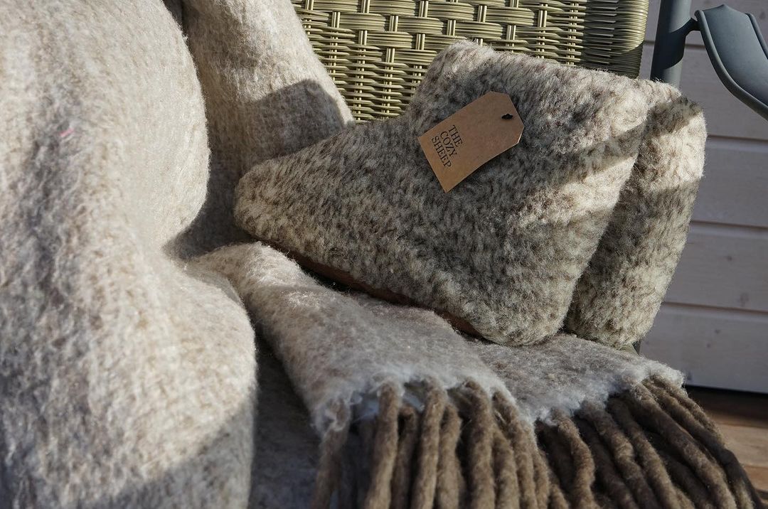 So waschen Sie Ihre Wollprodukte – The Cozy Sheep