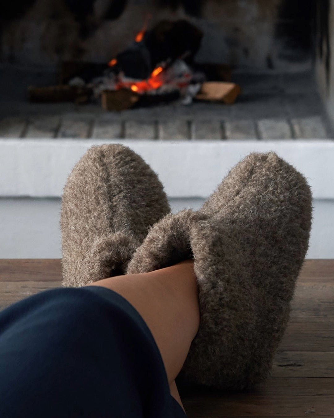 Uldhjemmesko – Mørkegrå/brun (Høj model) - The Cozy Sheep
